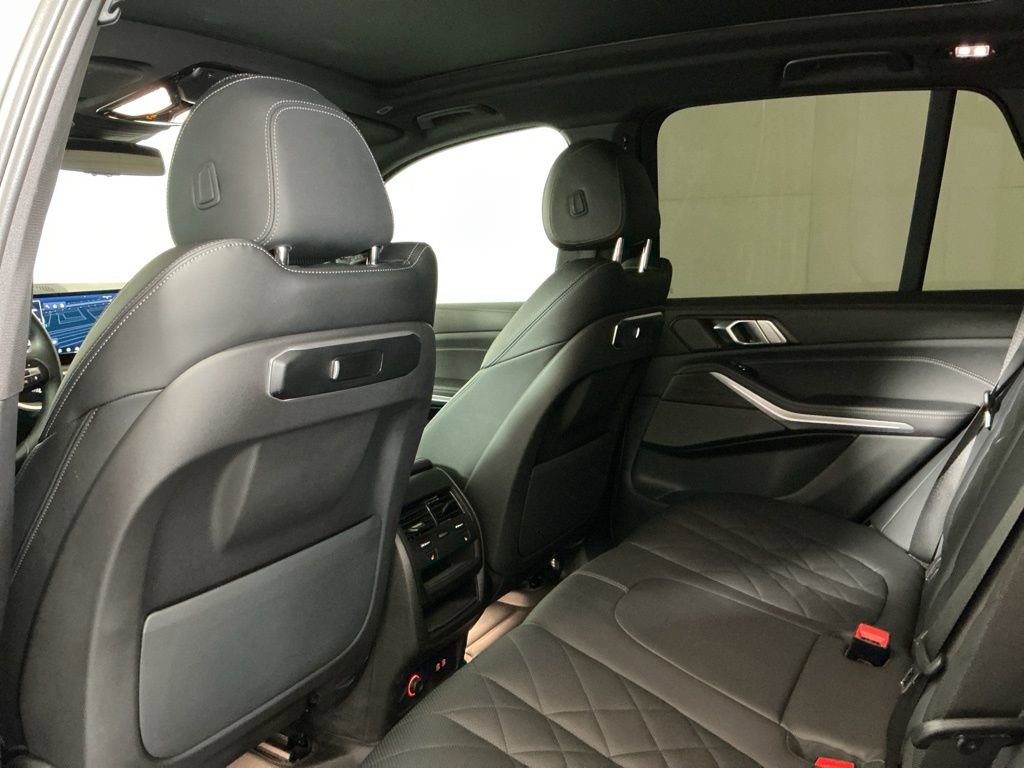 Certified 2024 BMW X5 xDrive40i w/ Premium Package AWD/4WD image 25