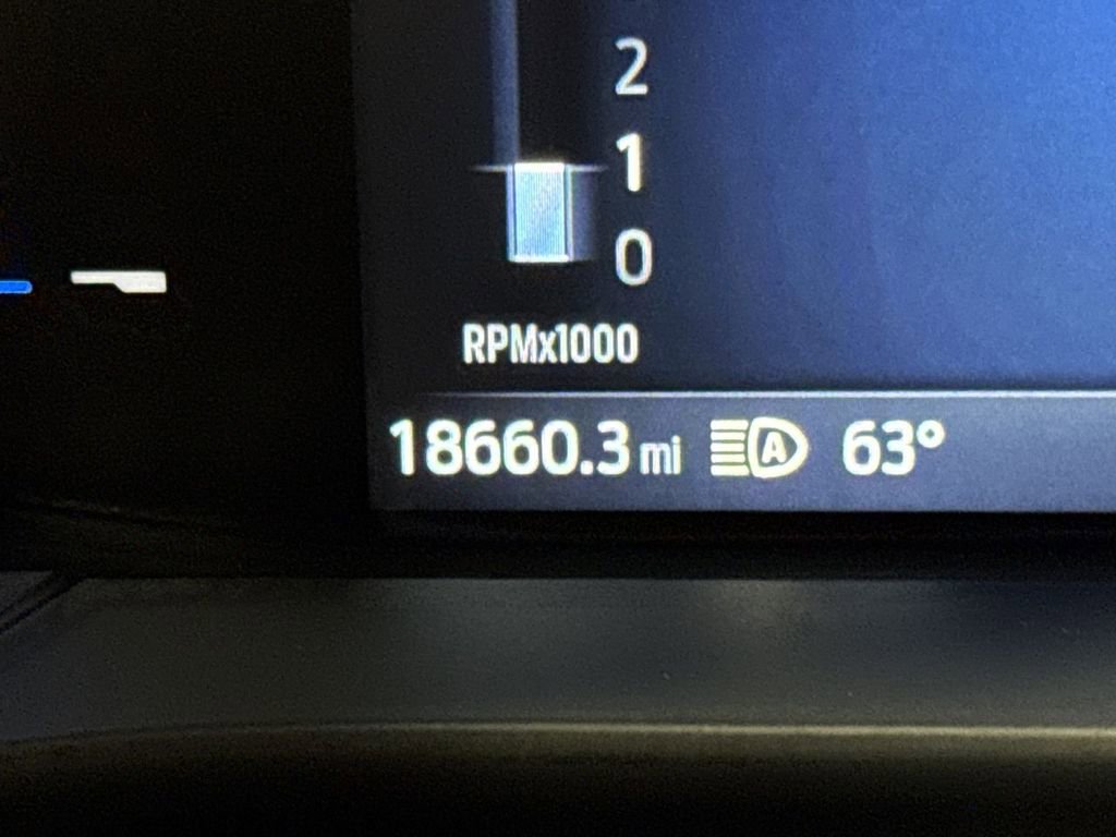 Used 2025 Ford Escape ST-Line FWD image 13