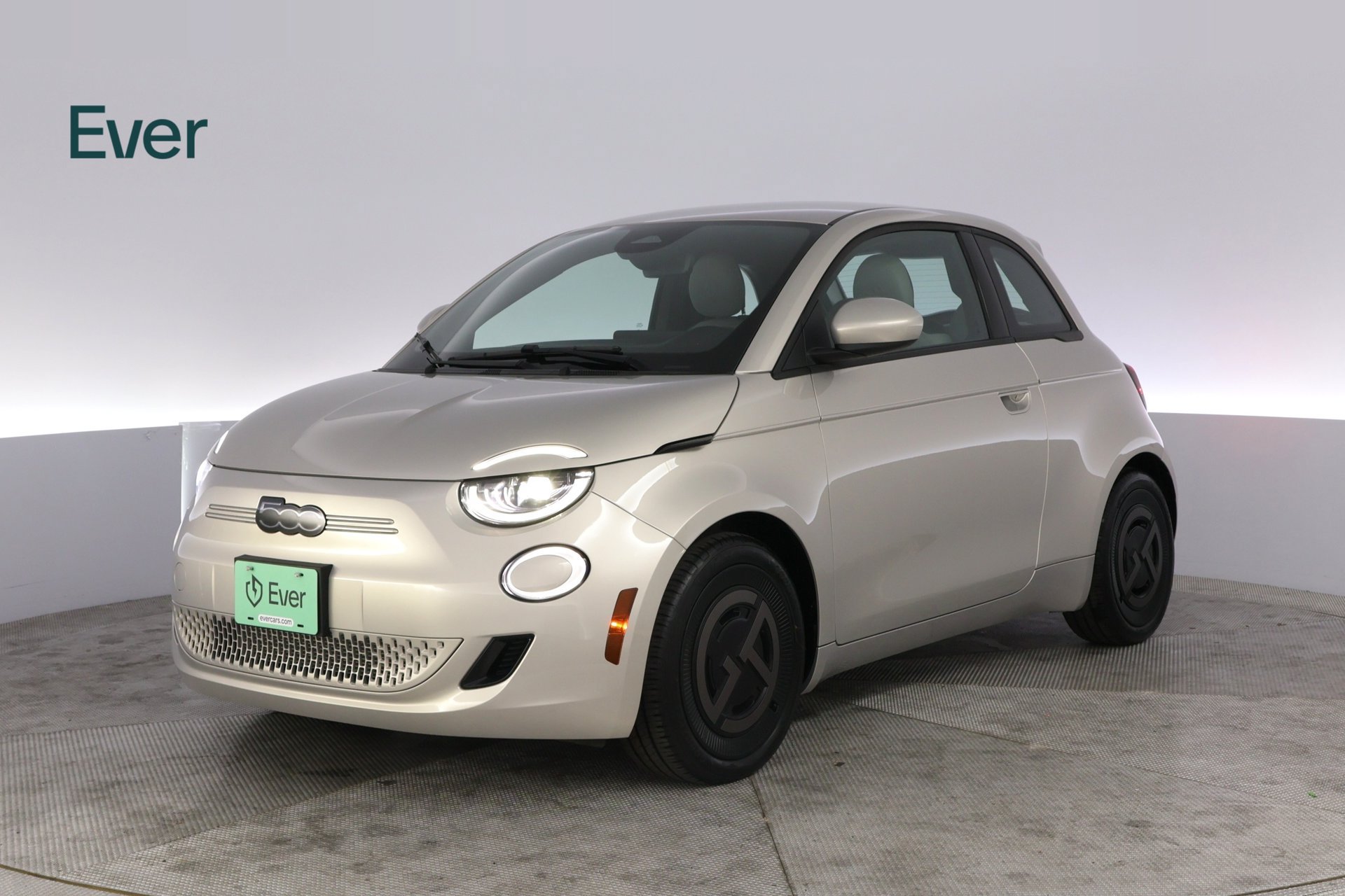 Used 2025 FIAT 500 e FWD image 2