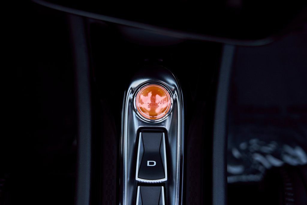 Used 2025 McLaren Artura Spider RWD image 69