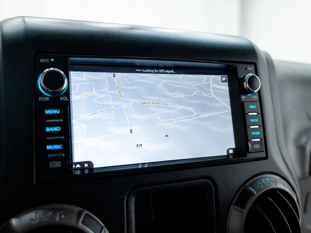 Used 2018 Jeep Wrangler Sport AWD/4WD image 43