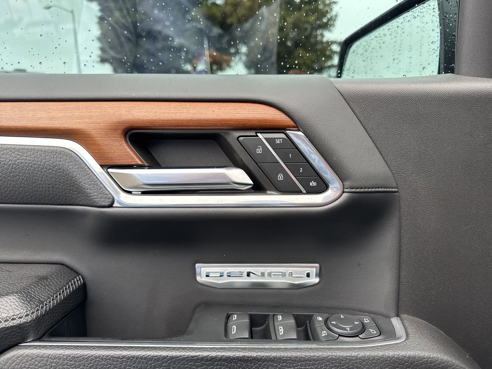 Used 2023 GMC Sierra 1500 Denali w/ Denali Reserve Package image 19