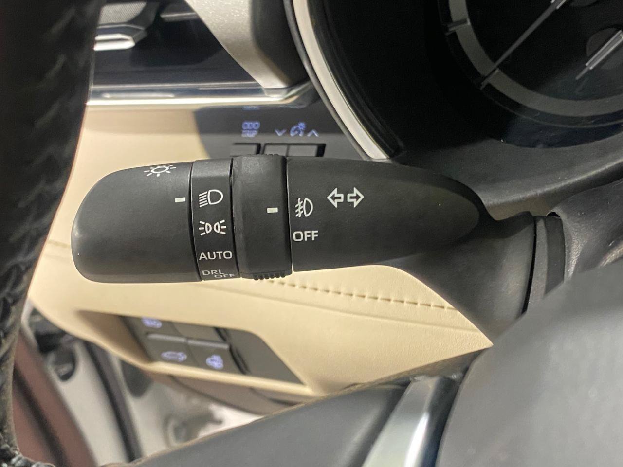 Used 2021 Toyota Highlander Limited AWD/4WD image 27
