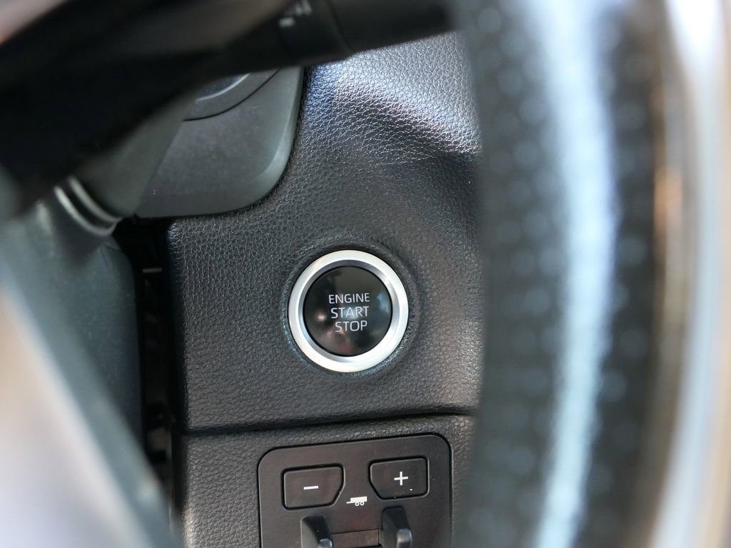 Used 2024 Toyota Tundra SR5 w/ SR5 Convenience Package image 18