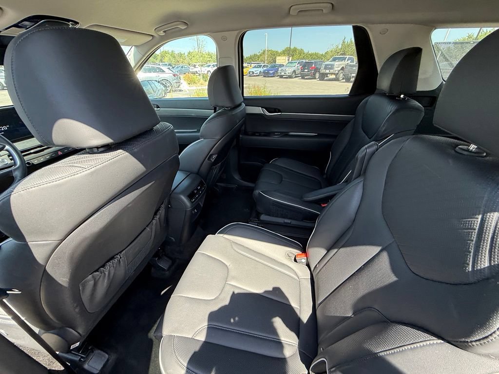 Used 2025 Hyundai Palisade SEL FWD image 9