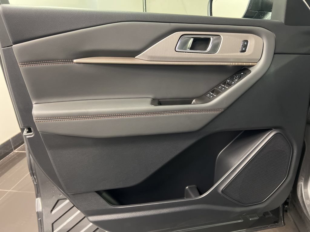 New 2026 Ford Explorer Active w/ Active Comfort Package AWD/4WD image 27