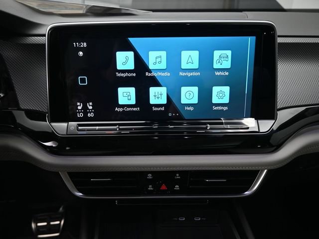 New 2025 Volkswagen Atlas Cross Sport SEL Premium R-Line image 3