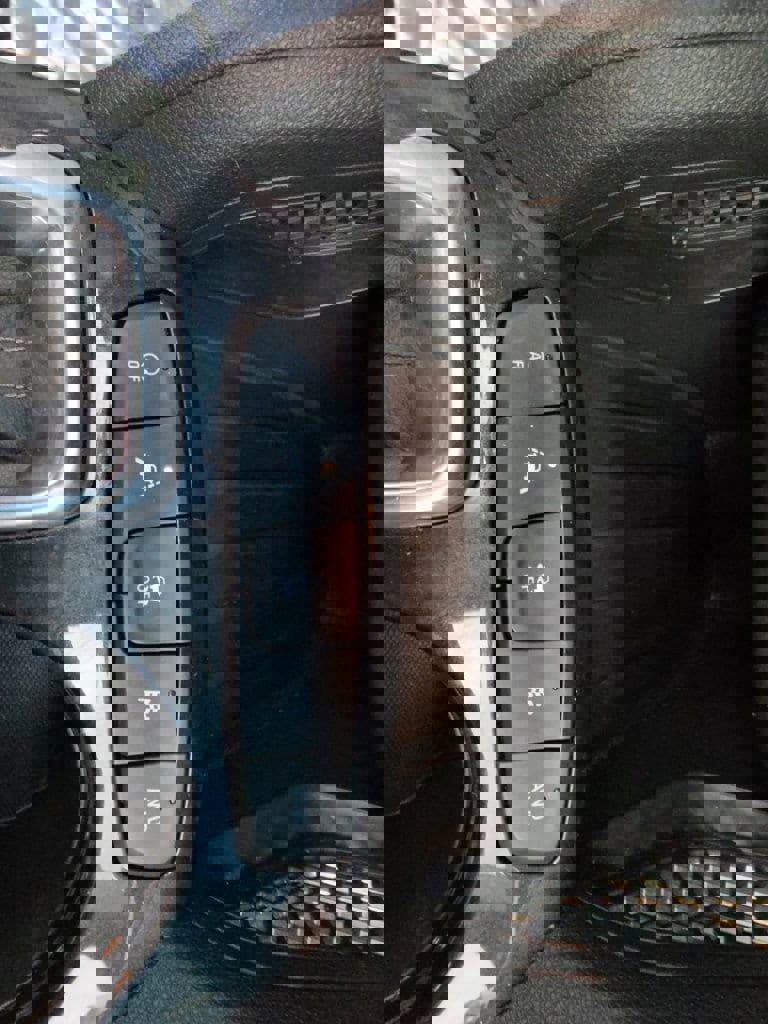 Used 2023 Chevrolet TrailBlazer ACTIV w/ Convenience Package image 19