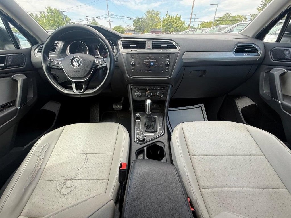 Used 2018 Volkswagen Tiguan SE AWD/4WD image 13
