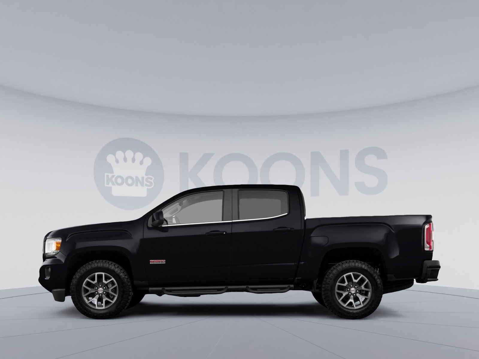 Used 2020 GMC Canyon All Terrain w/ Trailering Package image 2