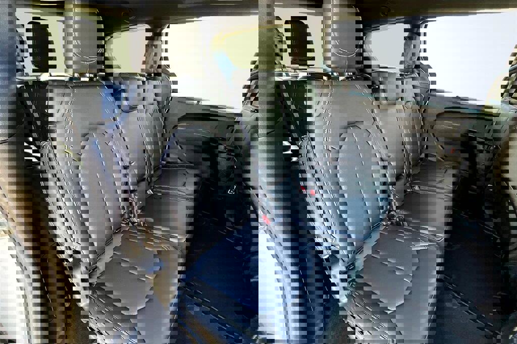 New 2026 Chrysler Pacifica Select image 9