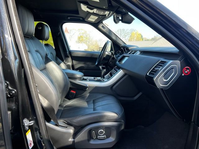 Used 2017 Land Rover Range Rover Sport HSE image 24