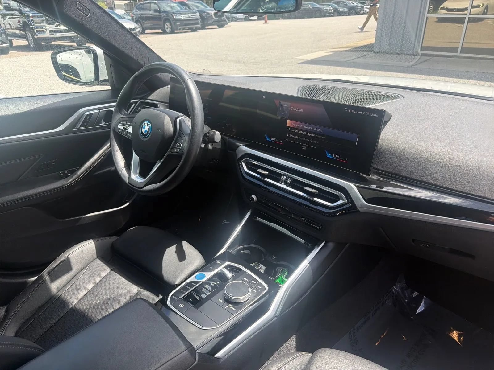 Used 2023 BMW i4 eDrive35 RWD image 22