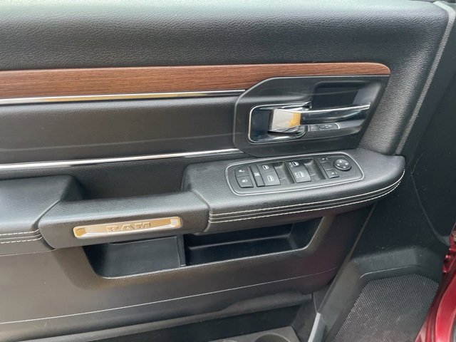 Used 2014 RAM 1500 Laramie w/ Trailer Tow Group image 25