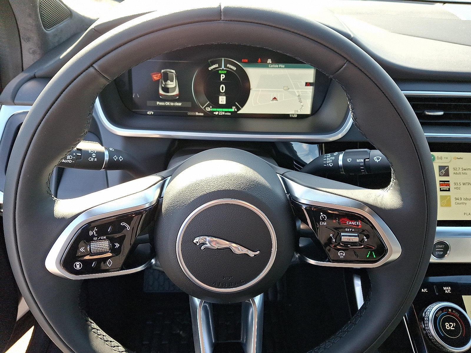 New 2024 Jaguar I-PACE R-Dynamic HSE AWD/4WD image 18