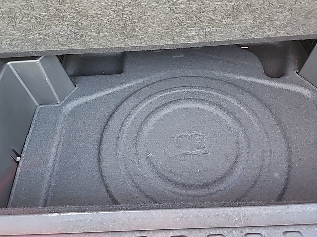 Used 2023 Chevrolet Equinox LT w/ LPO, Floor Liner Package image 18