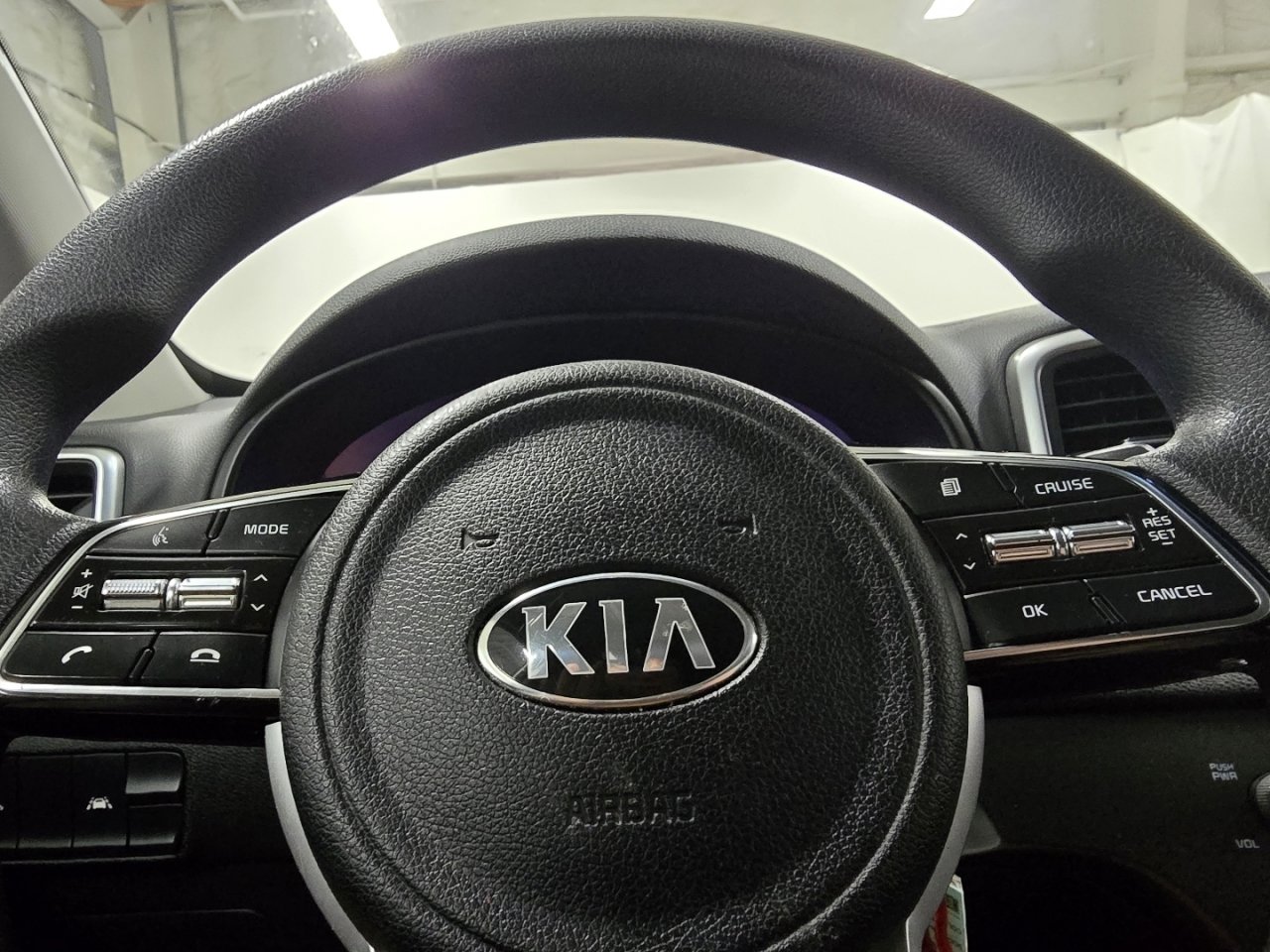 Used 2020 Kia Sportage LX image 25