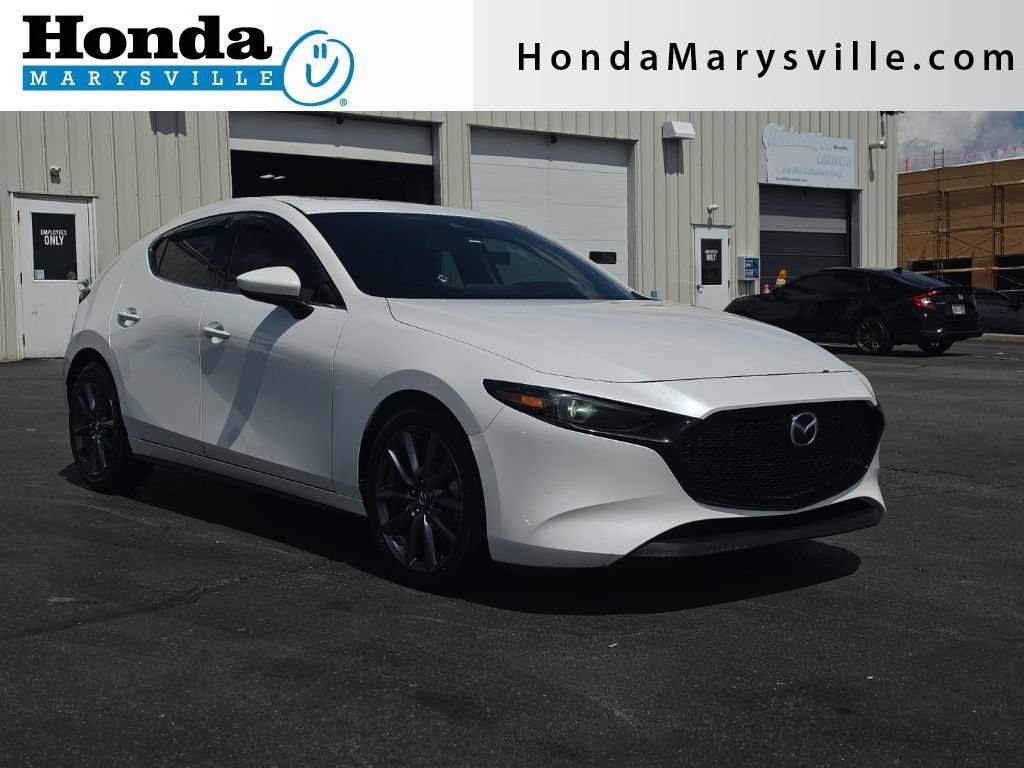Used 2019 MAZDA MAZDA3 Hatchback FWD image 1