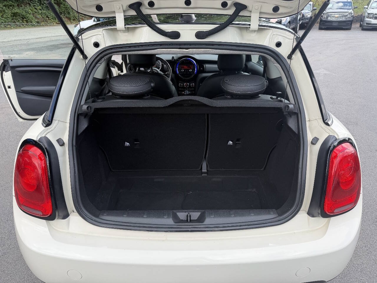 Used 2015 MINI Cooper 2-Door Hardtop FWD image 11