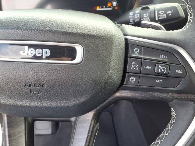 Certified 2023 Jeep Grand Cherokee Limited AWD/4WD image 29
