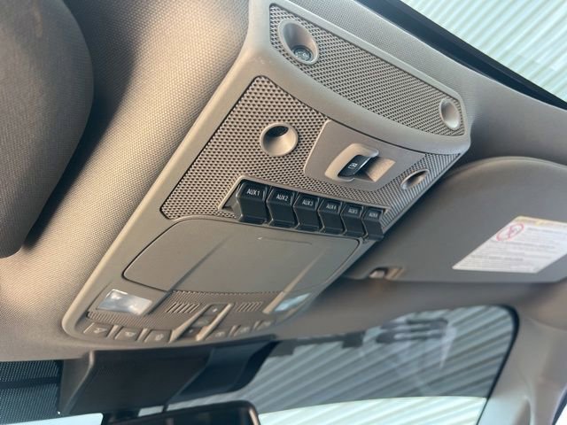 Used 2021 Ford F250 Lariat w/ Lariat Ultimate Package AWD/4WD image 30