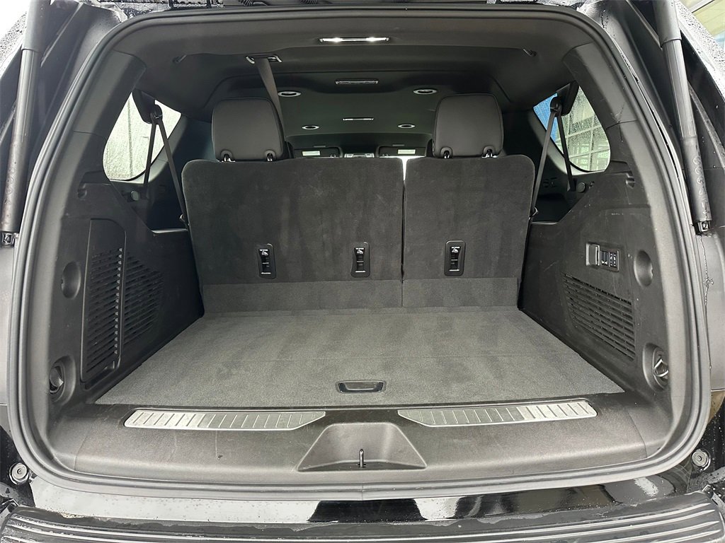 Used 2025 GMC Yukon XL Denali image 14