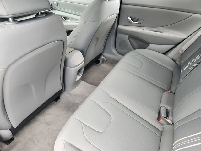 Certified 2025 Hyundai Elantra Sport FWD image 20