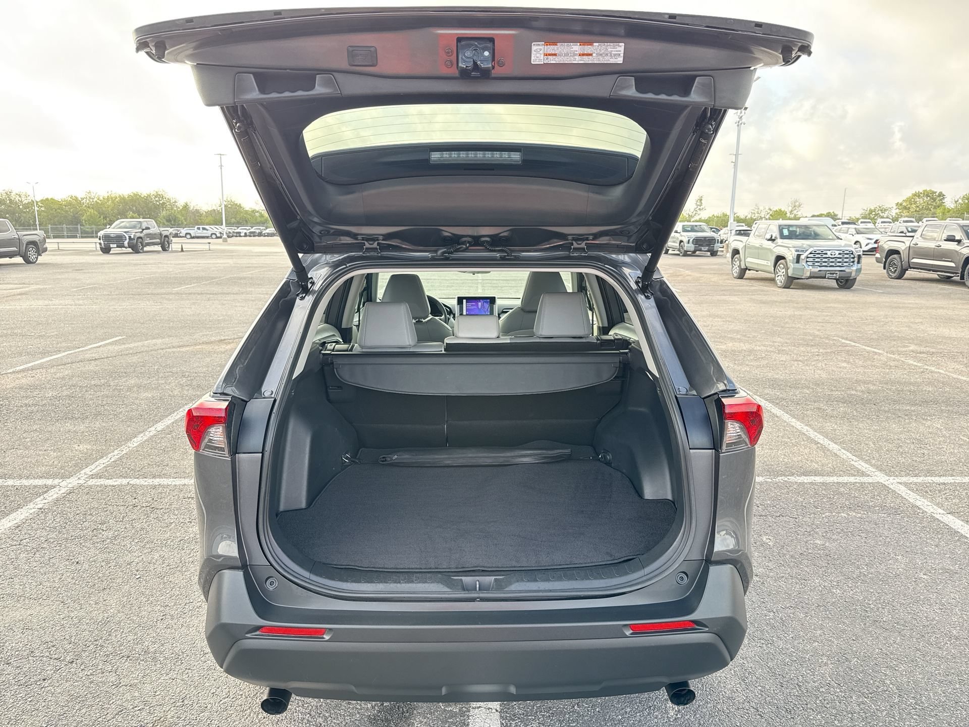 Certified 2025 Toyota RAV4 XLE Premium FWD image 20