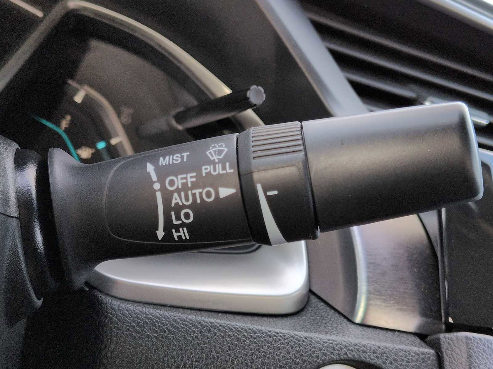 Used 2017 Honda Civic Touring image 28