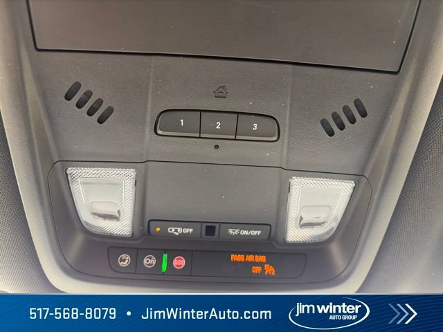 Used 2024 Buick Enclave Essence w/ Sport Touring Edition AWD/4WD image 29