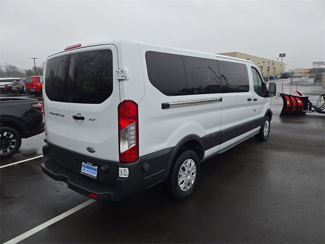 Used 2015 Ford Transit 350 XLT image 6