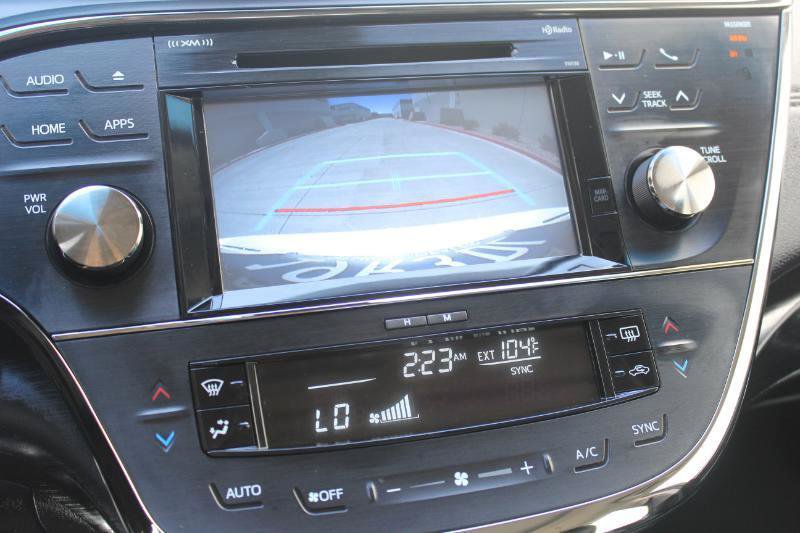 Used 2018 Toyota Avalon Touring w/ Carpet Mat Package FWD image 32