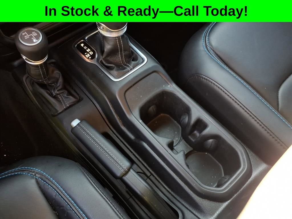 Used 2024 Jeep Wrangler High Altitude AWD/4WD image 17