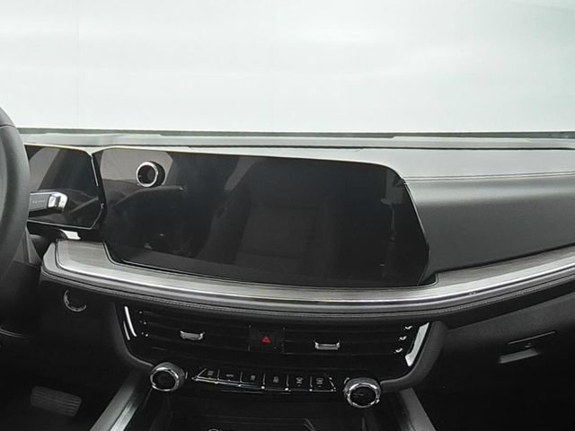New 2026 Chevrolet Suburban LT w/ Comfort Package AWD/4WD image 32