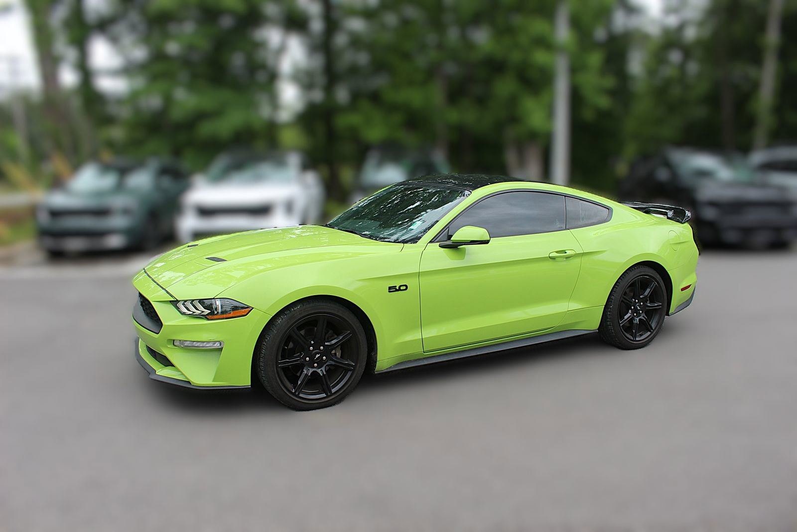 Used 2020 Ford Mustang Premium w/ Equipment Group 201A RWD image 4