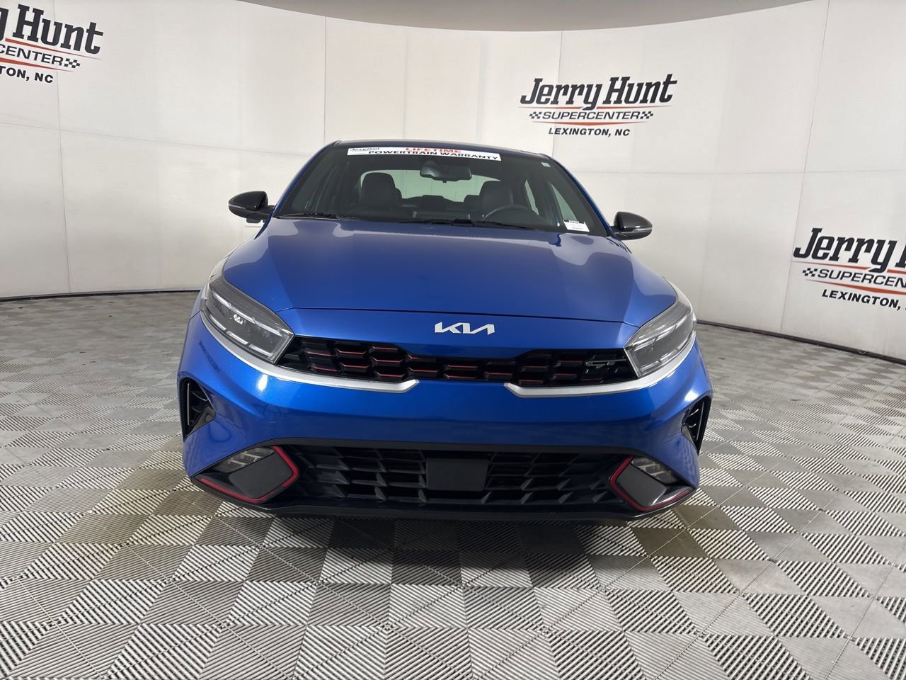 Used 2022 Kia Forte GT w/ GT Technology Package image 2