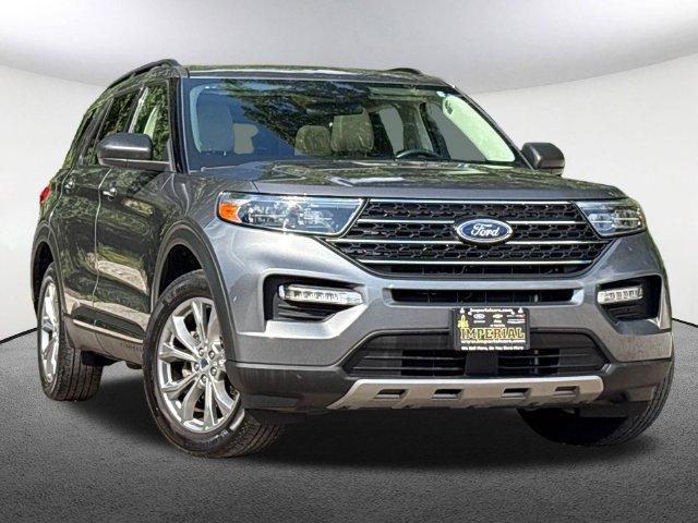 Certified 2023 Ford Explorer XLT w/ Equipment Group 202A AWD/4WD image 19