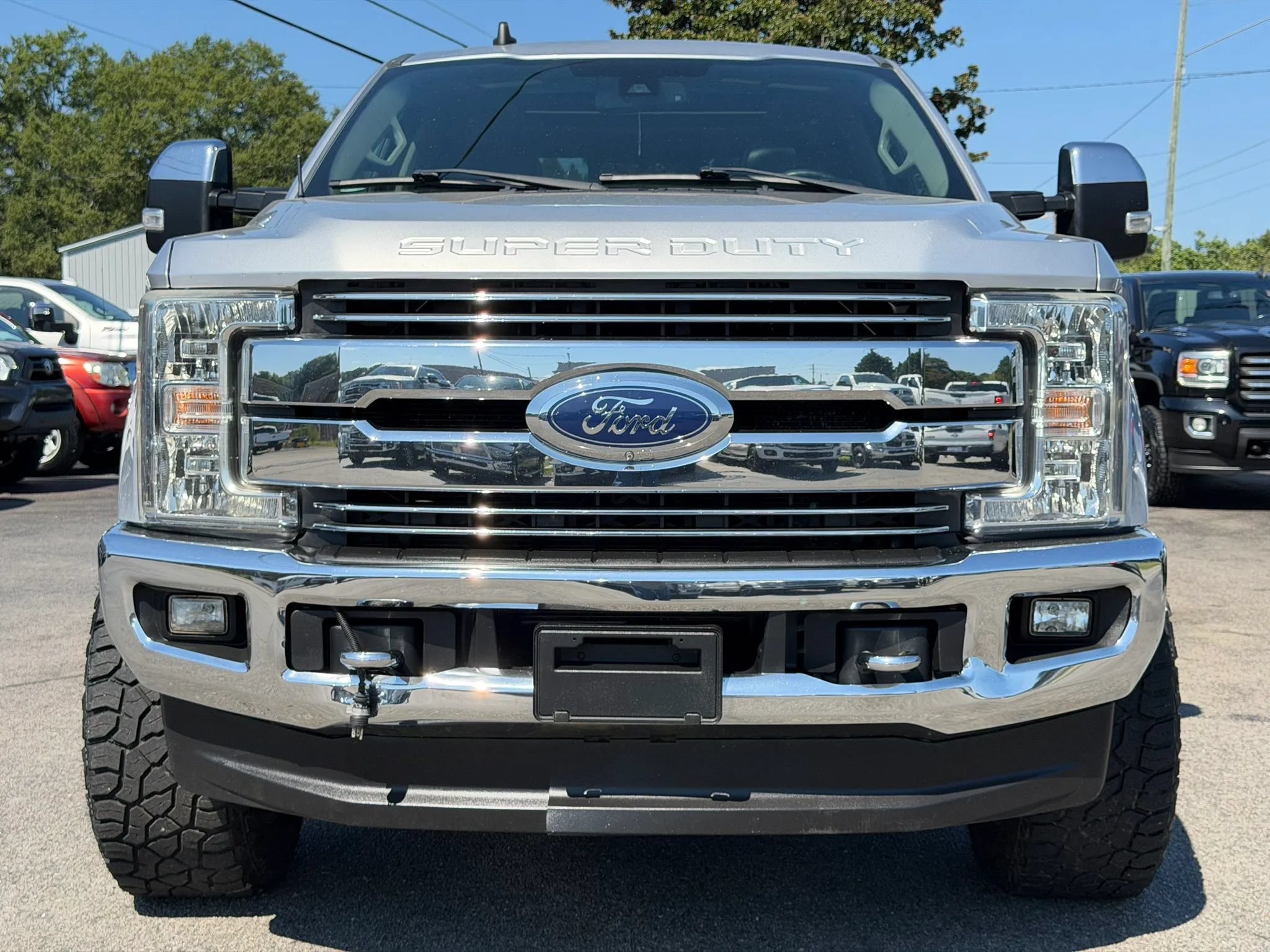 Used 2019 Ford F250 Lariat w/ Lariat Ultimate Package AWD/4WD image 10