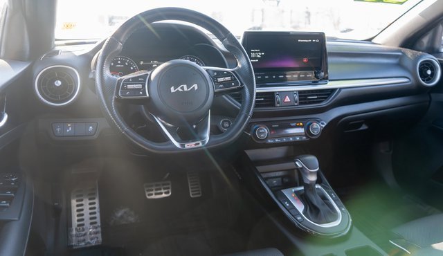 Used 2023 Kia Forte GT-Line w/ GT-Line Premium Package image 12