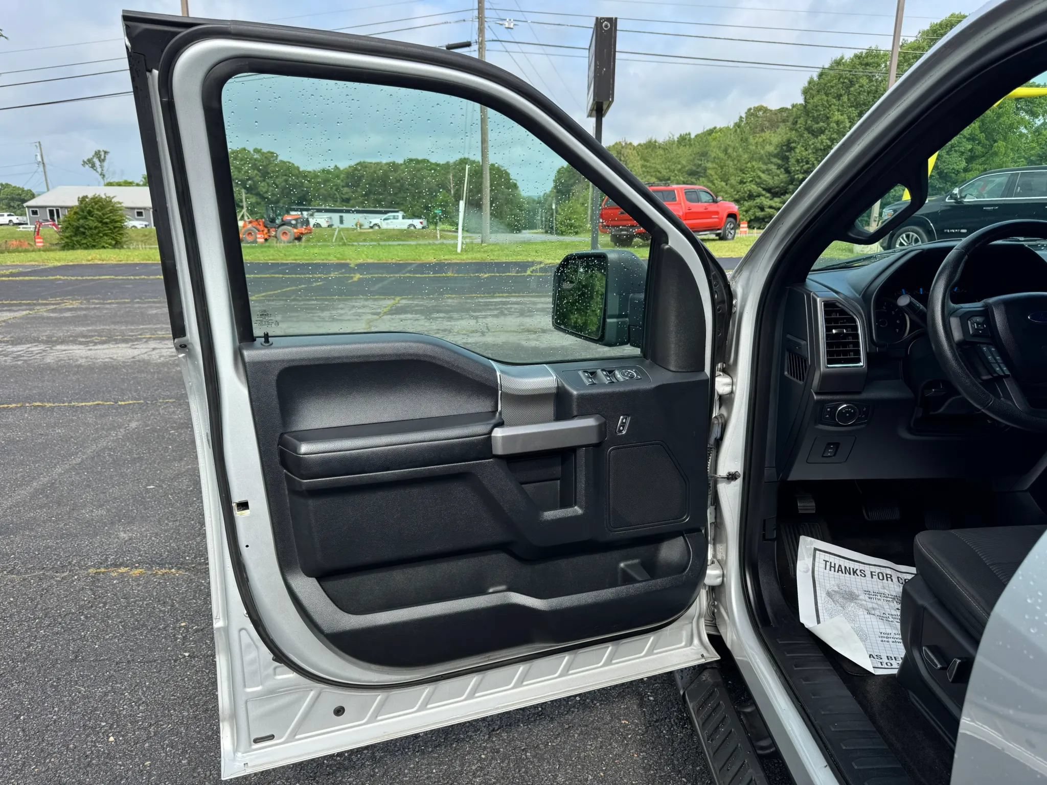 Used 2015 Ford F150 XLT w/ Equipment Group 302A Luxury AWD/4WD image 20