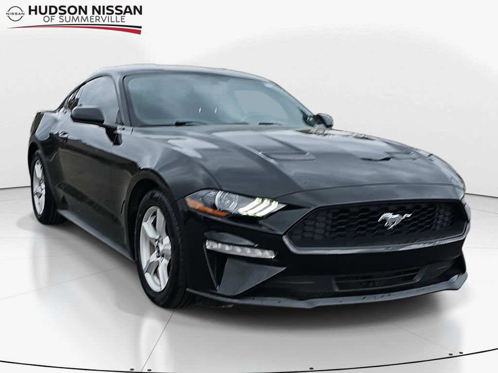 Used 2019 Ford Mustang EcoBoost image 1