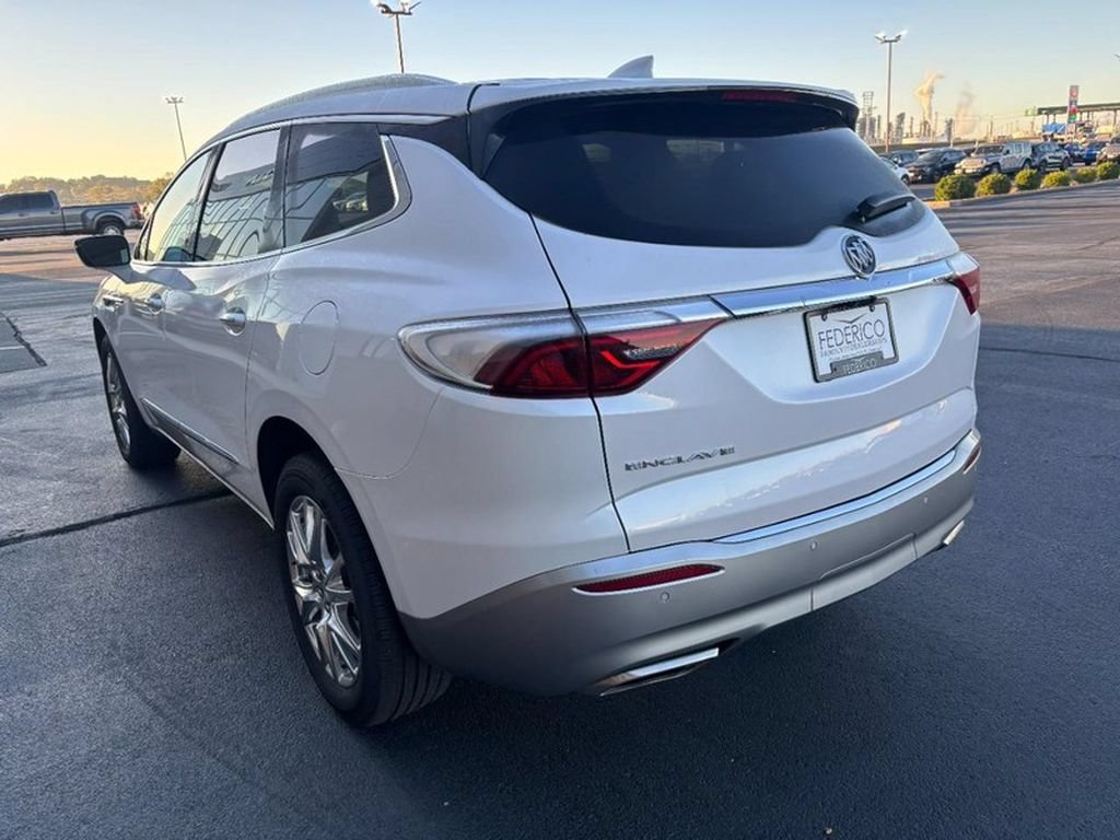Used 2022 Buick Enclave Premium w/ Experience Buick Package FWD image 6