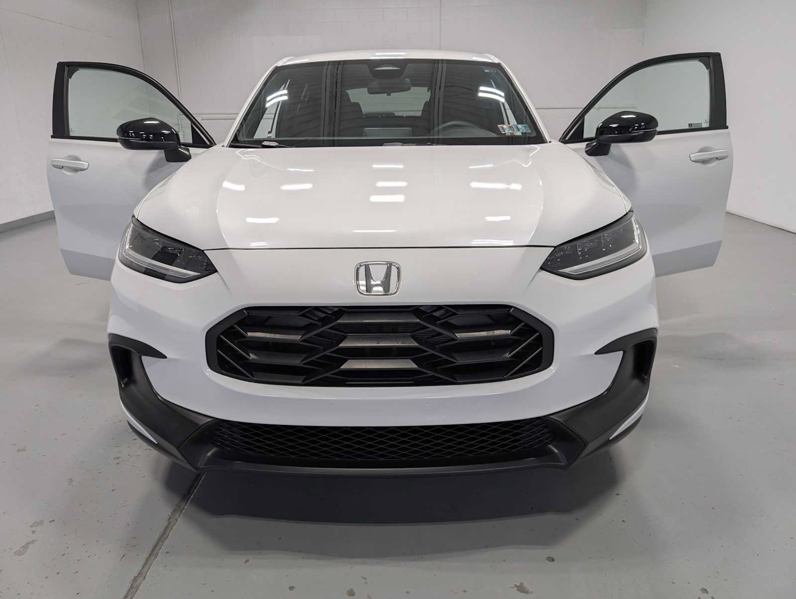 Certified 2024 Honda HR-V Sport image 15