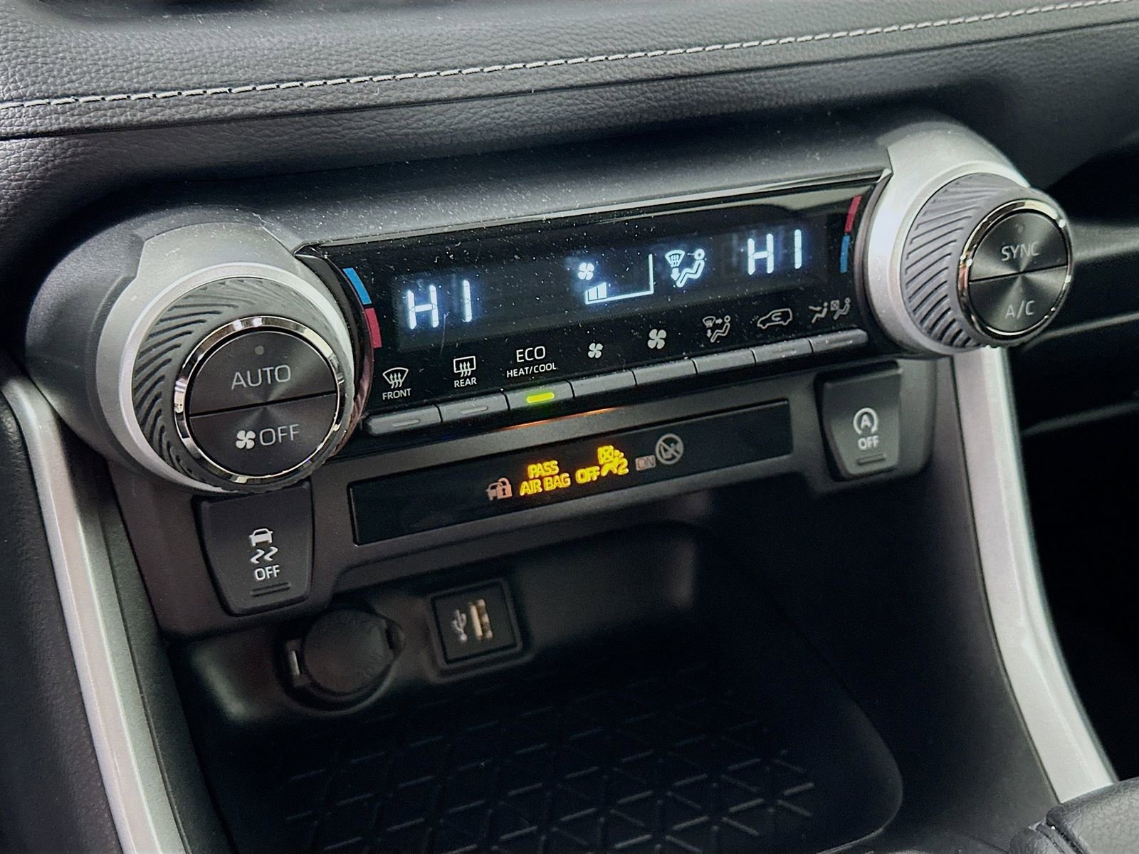 Certified 2025 Toyota RAV4 XLE AWD/4WD image 16