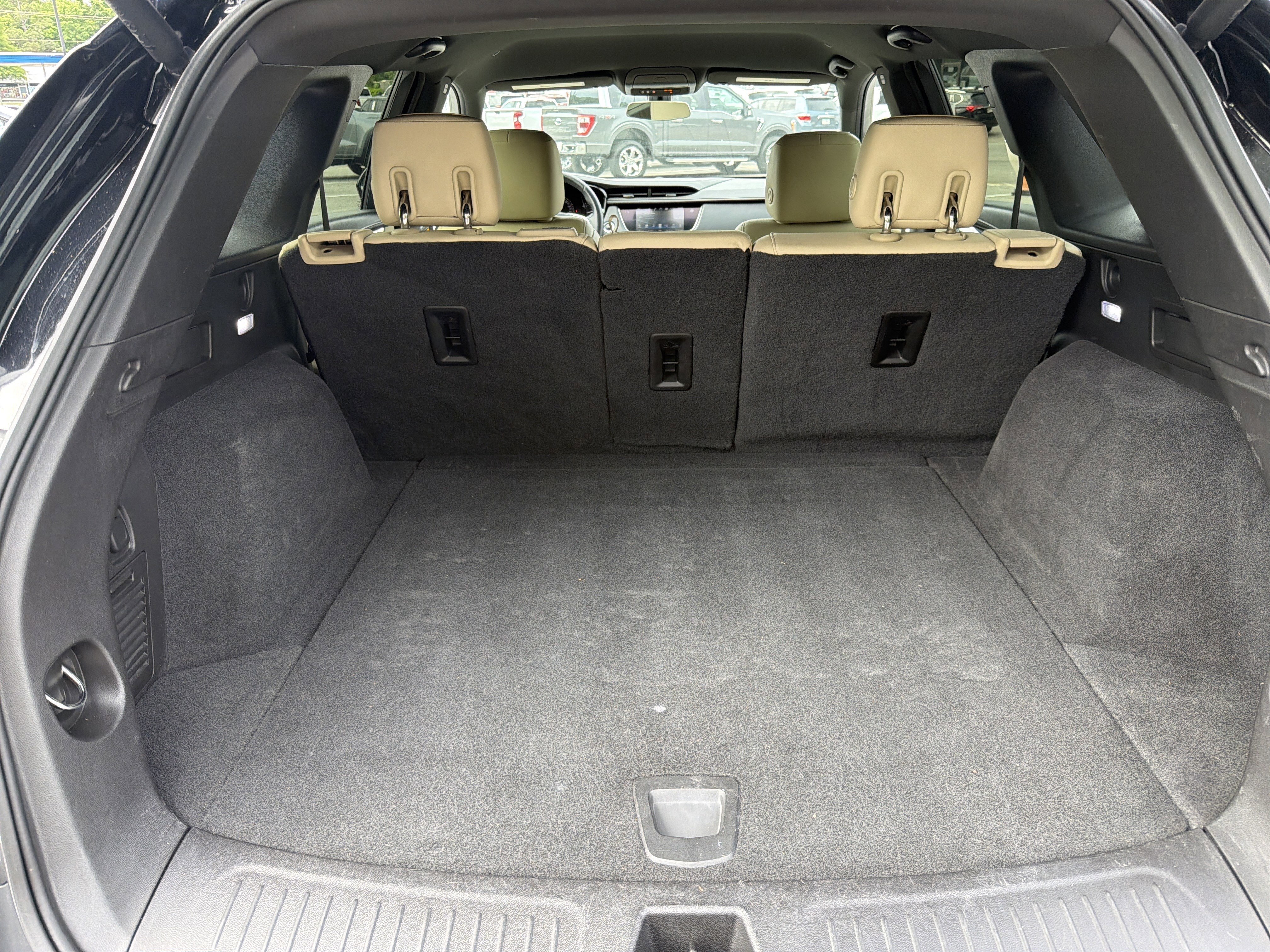 Certified 2018 Cadillac XT5 FWD image 18