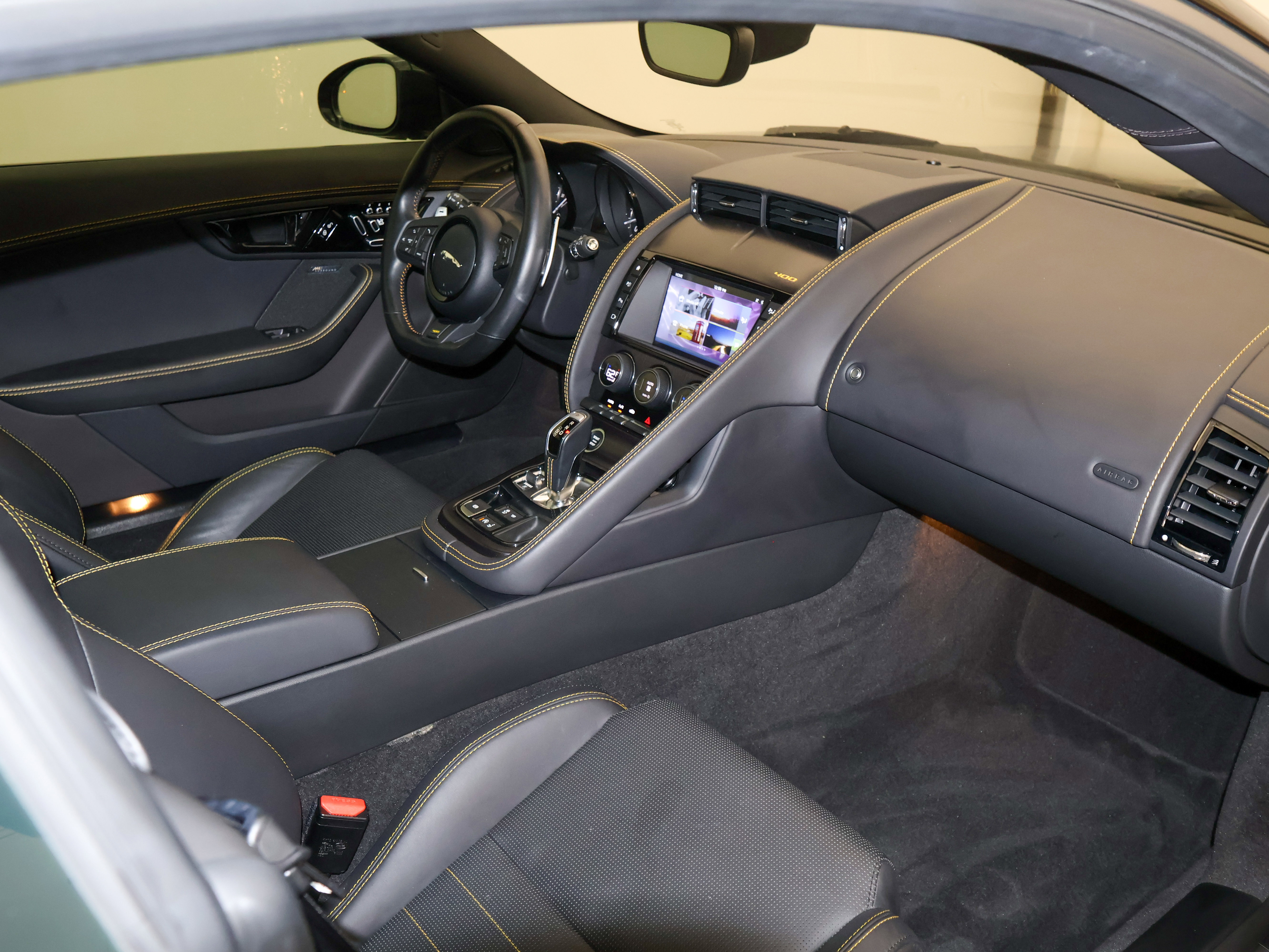 Used 2018 Jaguar F-TYPE 400 Sport image 24