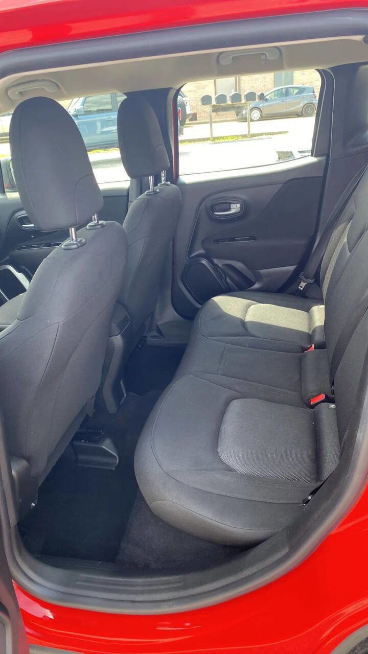 Used 2019 Jeep Renegade Sport w/ UConnect 7.0 Group image 27