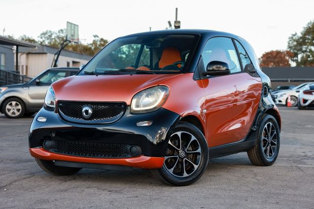 Used 2016 smart fortwo passion image 1