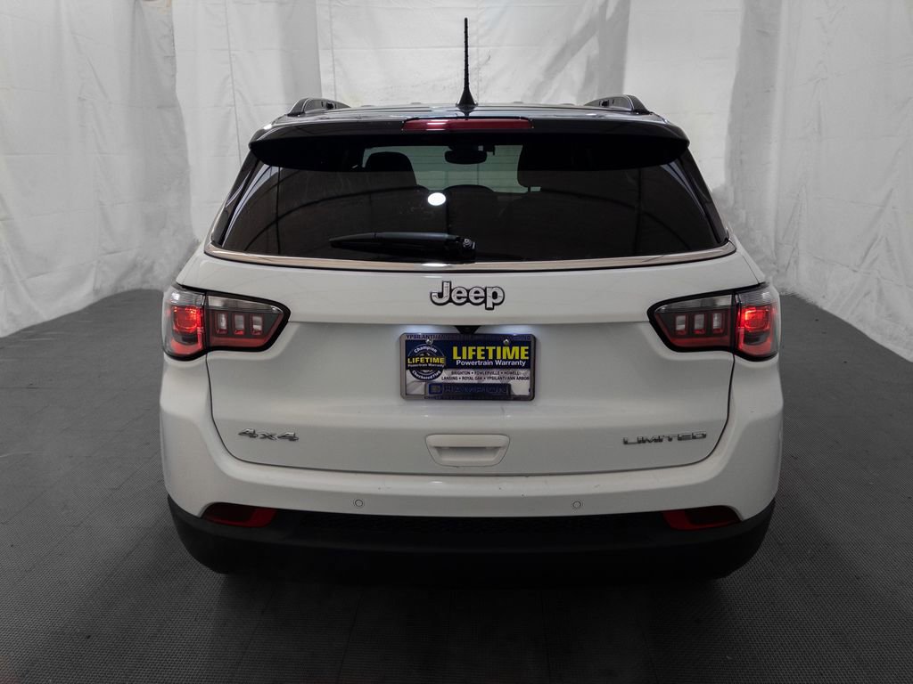 Used 2025 Jeep Compass Limited image 6