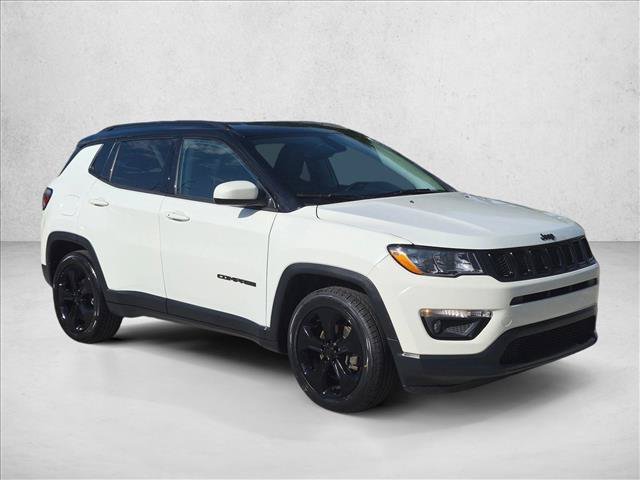 Used 2021 Jeep Compass Latitude FWD image 3